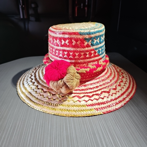 Colombian Wayuu Hat Hand Woven Straw Panama Hat Sun Multicolors Red, Blue, Gold. - Picture 1 of 8
